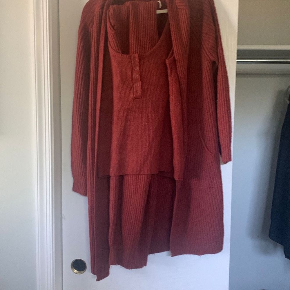 Burgundy sweater set